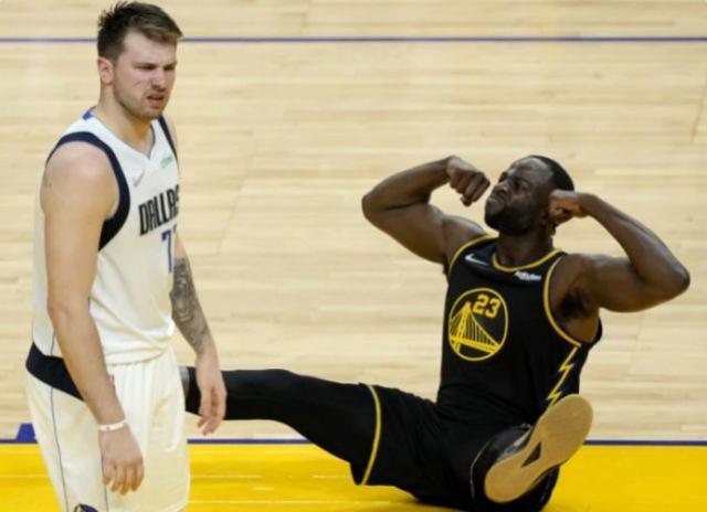 LOL赛事直播-格林卢尼令勇士内线压制对手 这系列赛还有得玩？